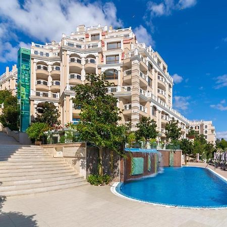 Elegantz Apartments Lamer Varna Bagian luar foto