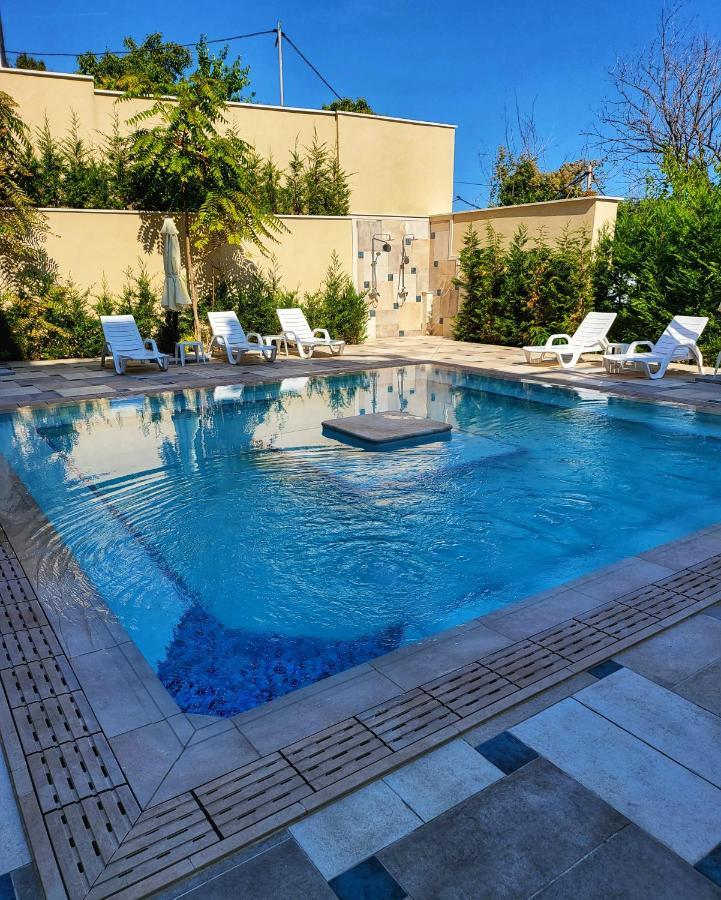 Elegantz Apartments Lamer Varna Bagian luar foto
